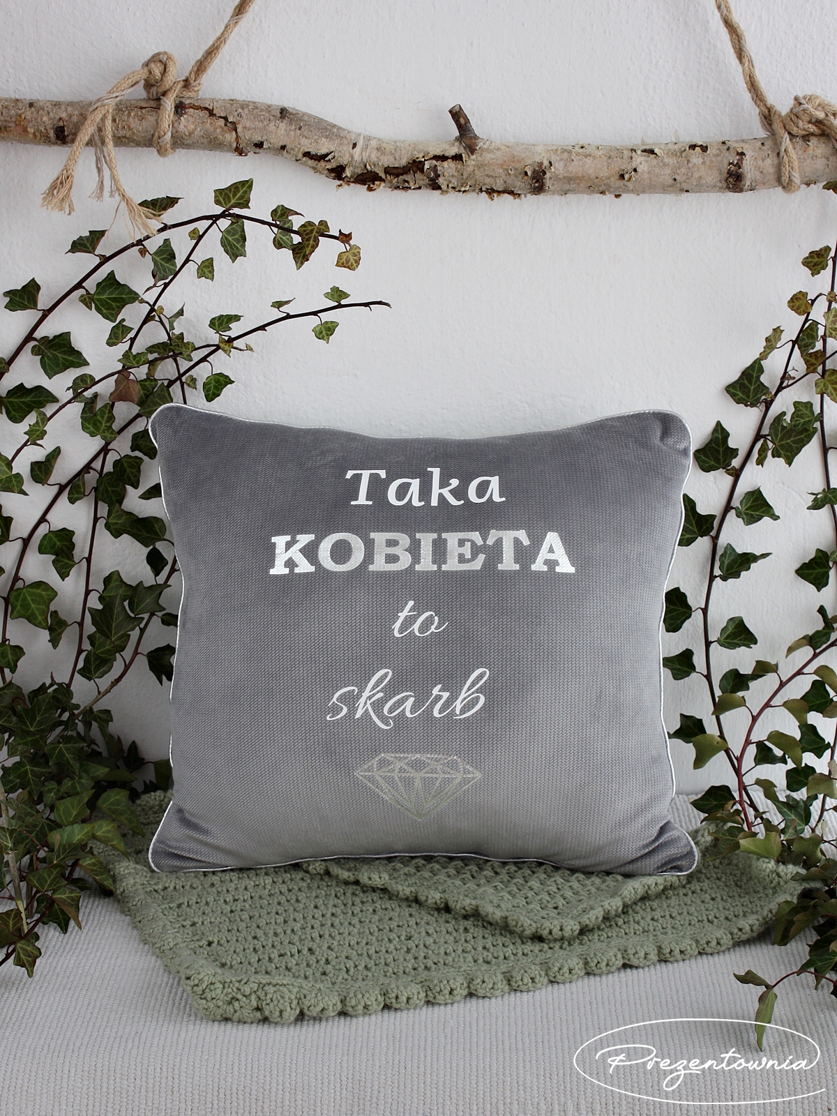 Poduszka z wypełnieniem - Prezent - Taka Kobieta to Skarb