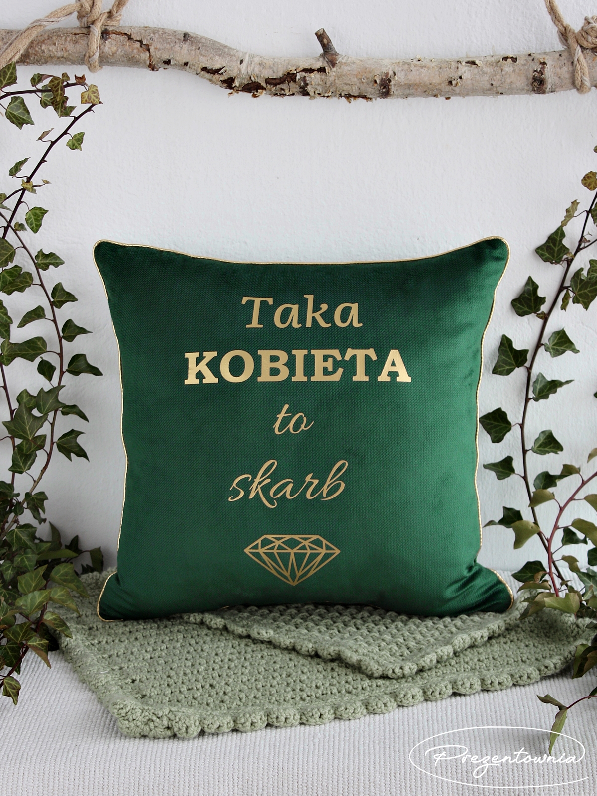 Poduszka z wypełnieniem - Prezent -Taka Kobieta to Skarb