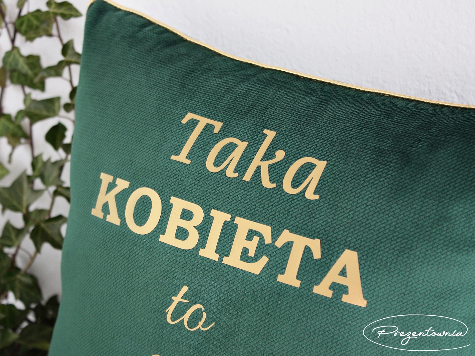Poduszka z wypełnieniem - Prezent -Taka Kobieta to Skarb - obrazek 4